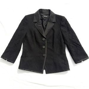 Dana Buchman lace blazer